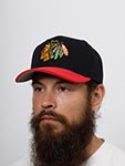 Бейсболка MITCHELL NESS арт. HP7974-CBHBLCK Chicago Blackhawks NHL (черный / красный)